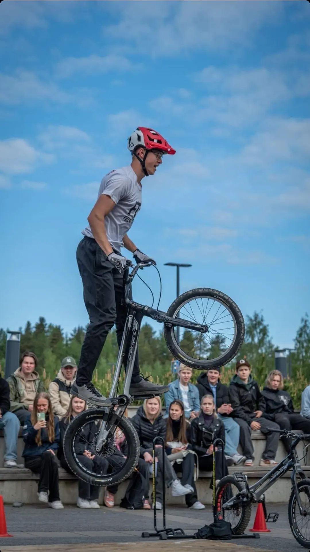 Screenshot_20230605_103552_Instagram